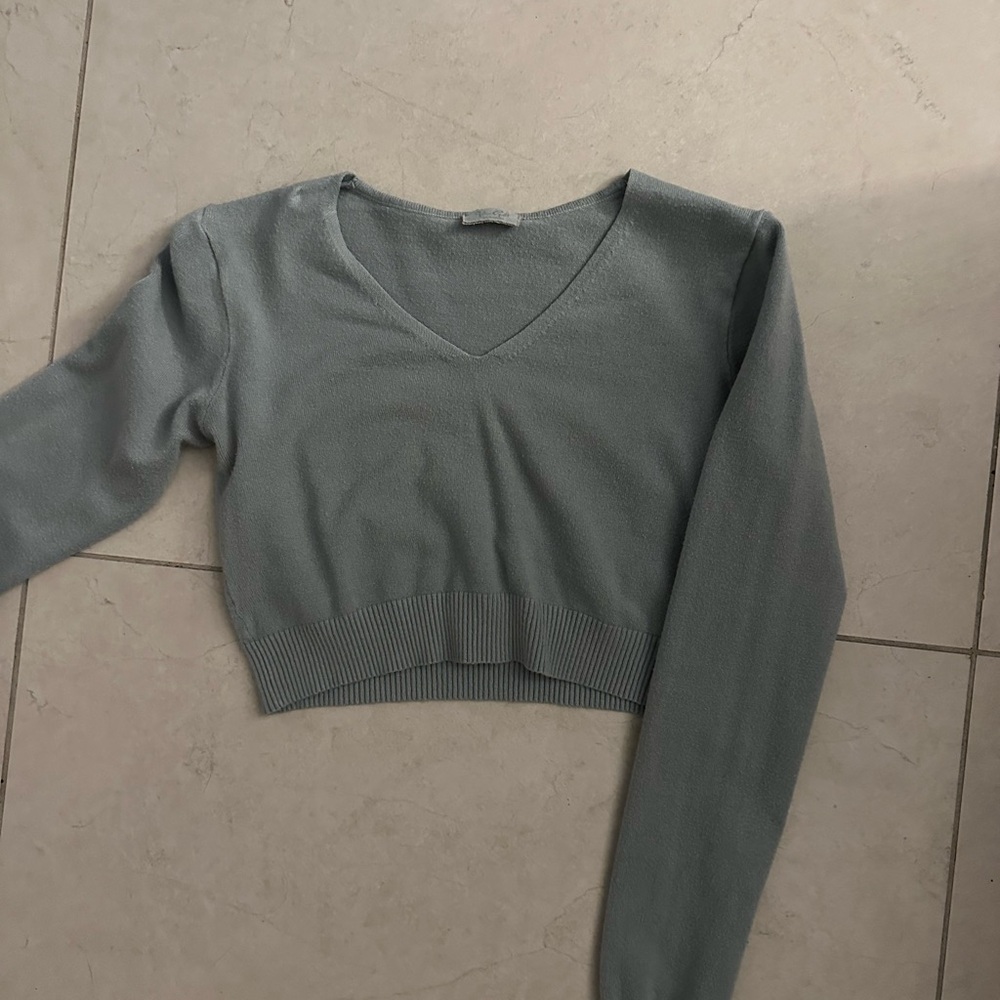 PacSun Gray and Green Cropped Long Sleeve Top